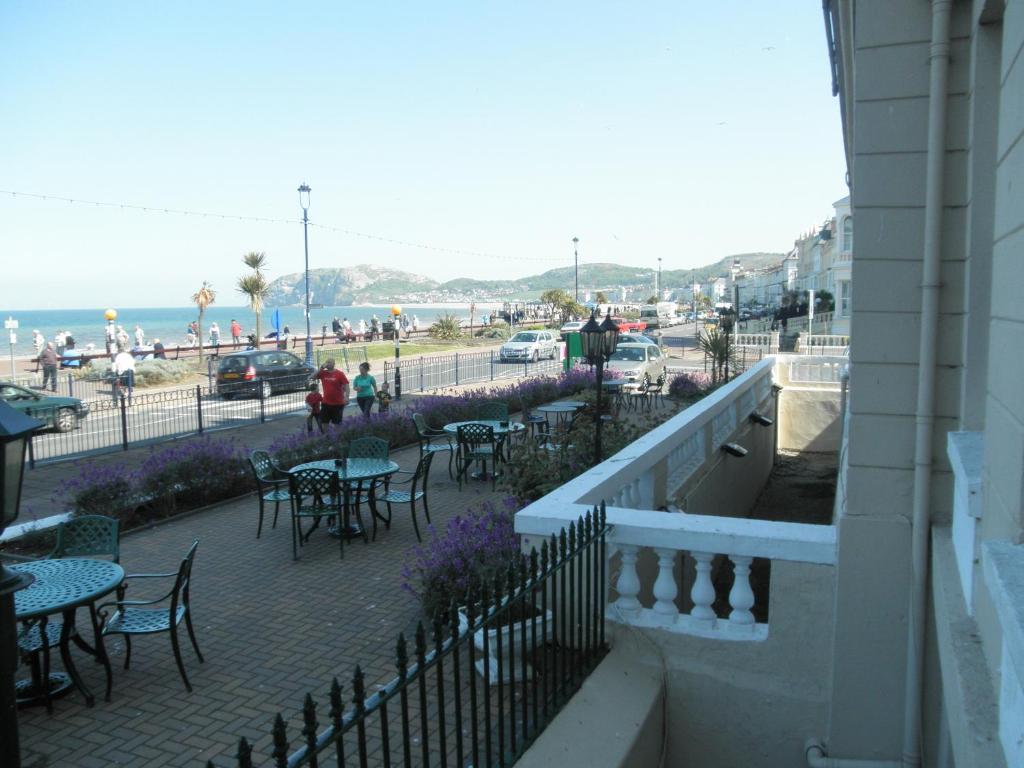 Queens Hotel Llandudno Buitenkant foto